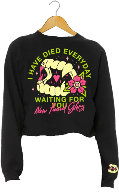  Vampire Fangs Crop Sweatshirt Puma Png Vampire Fangs Png