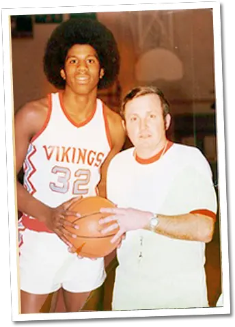  Magic Johnson Vikings Magic Johnson In High School Png Magic Johnson Png